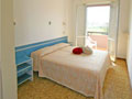 Adria Residence appartamenti bilocali e trilocali - Stanza matrimoniale appartamento bilocale